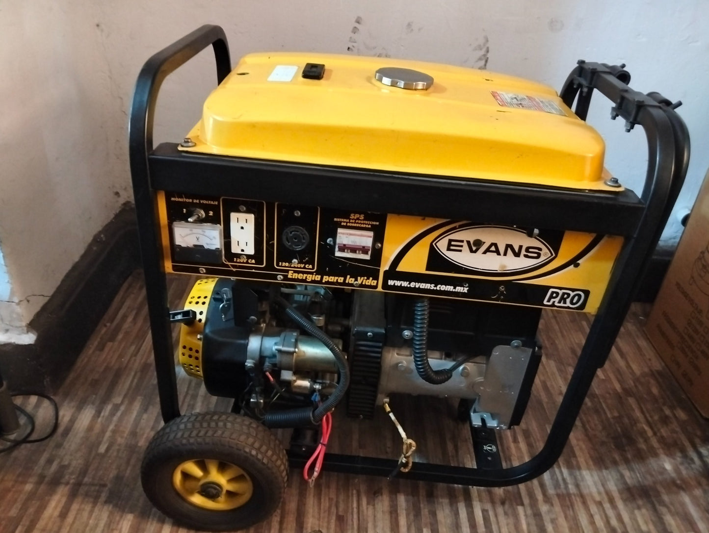 Generador Evans 9 KW Trifásico Reacondicionado